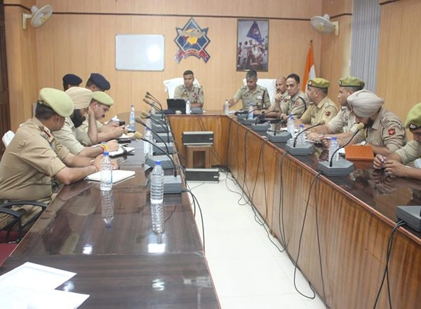 India News | J-K: SSP Udhampur Reviews Security Plans for Amarnath Yatra 2025