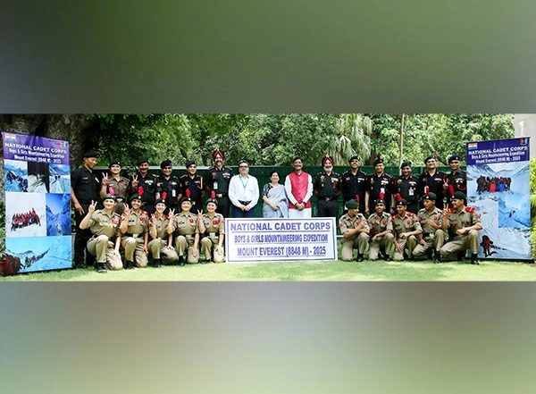 India News | Union Minister Sanjay Seth Interacts with NCC Mount Everest Expedition Team After Their Successful Summit
