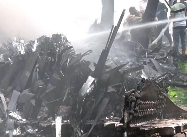 World News | Germany, China, Russia, France Express Solidarity with India After Plane Crash in Ahmedabad