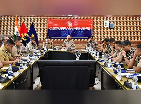 India News | J-K DGP Chairs Review Meeting for Amarnath Yatra