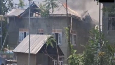 India News | J-K: Fire Breaks out in Pulwama's Gusu Village