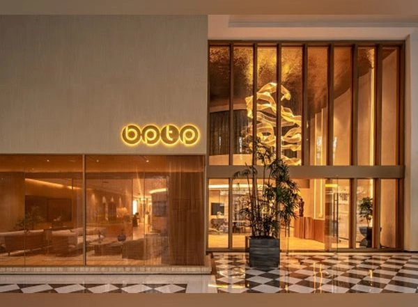Business News | Design Excellence Redefined: BPTP Experience Center, Designed by Space Matrix, Wins Prestigious International Property Award