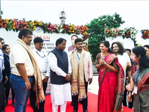 Business News | Fast Logistics Powers First Export Shipment on Bhubaneswar to Abu Dhabi Direct Flight