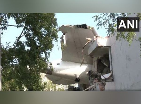 India News | AIMPLB, J-K Waqf Board Express Condolences to Families of Victims of Air India Plane Crash