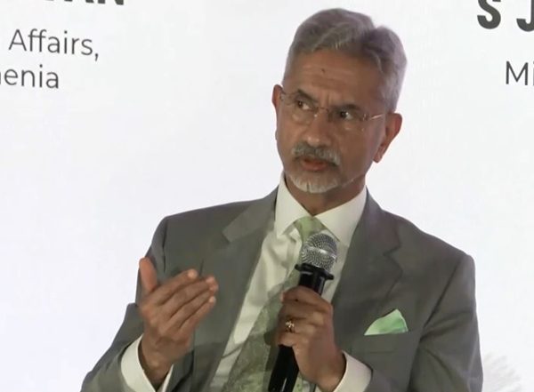 World News | Jaishankar Emphasises Value of Trust, Says France in Many Ways is India's Most Trusted Partner in Europe