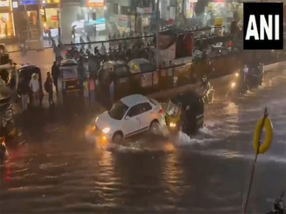 India News | Pune: Bhosari Area of Pimpri-Chinchwad Witnesses Severe Waterlogging After Heavy Rains