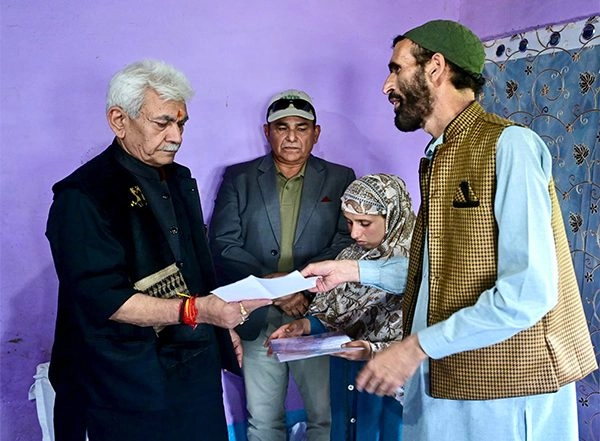 India News | J-K LG Grants Government Job to Wife of Adil Hussain, Who Died Saving Tourists in Pahalgam Terror Attack