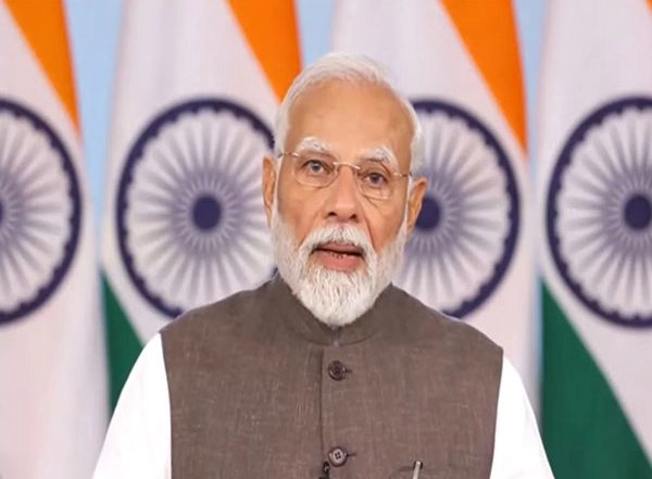 India News | Uttarakhand Chopper Crash: PM Modi Speaks to CM Dhami, Assures Support from Centre