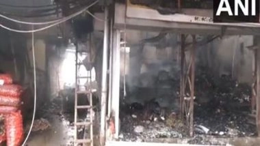 India News | Kolkata: Massive Fire Breaks out at Khidirpur Wholesale Market
