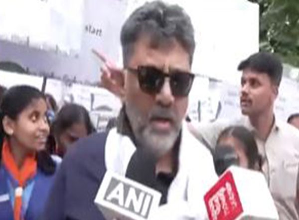 India News | Karnataka DyCM Shivakumar Flags off 'Environment Day 2025 Eco-walk' in Bengaluru, Stresses Greenery and Clean Environment