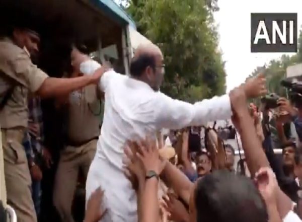 India News | Gang Rape at Odisha Beach: Congress Leaders Detained During Protest March