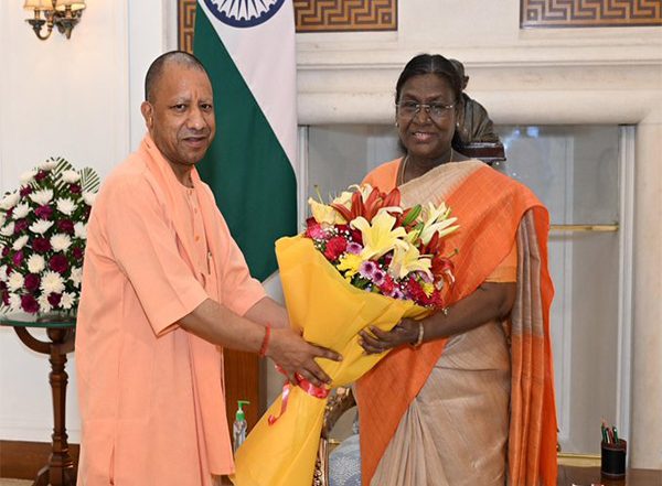 India News | Uttar Pradesh CM Yogi Adityanath Calls on President Droupadi Murmu