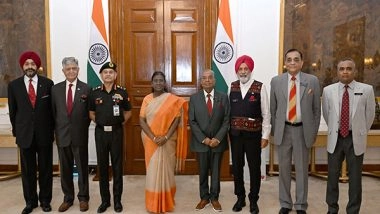 India News | COAS Gen Upendra Dwivedi, Along with Former Chiefs of Army Staff Calls on President Droupadi Murmu