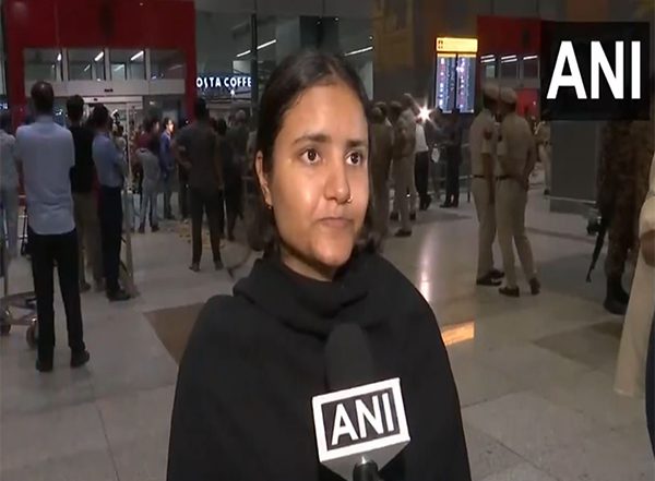 India News | Operation Sindhu: Flight Carrying 110 Indian Nationals Evacuated from Iran Lands in Delhi, Students Thank Indian Govt