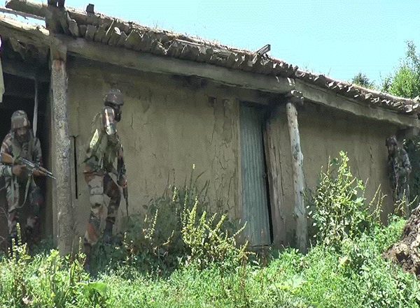 India News | J-K: 4 Rashtriya Rifles Steps Up Patrolling in Bhaderwah to Maintain Peace and Security