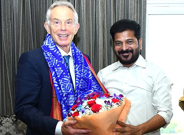 World News | Tony Blair Enthralled with Presentation on Telangana Rising 2047 by CM Revanth Reddy: Telangana CMO