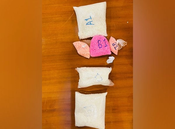 India News | DRI Seizes Meth, Ecstasy Worth Rs 5 Crore in Mumbai; Nigerian Woman Arrested