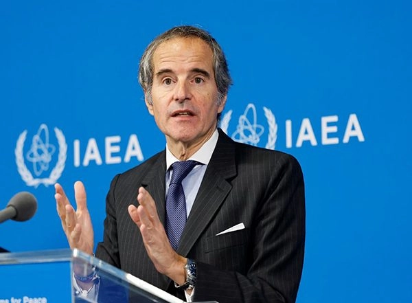 World News | Continue to Monitor, Assess Situation Regarding Israeli Attacks on Nuclear Sites in Iran: IAEA Chief Rafael Grossi