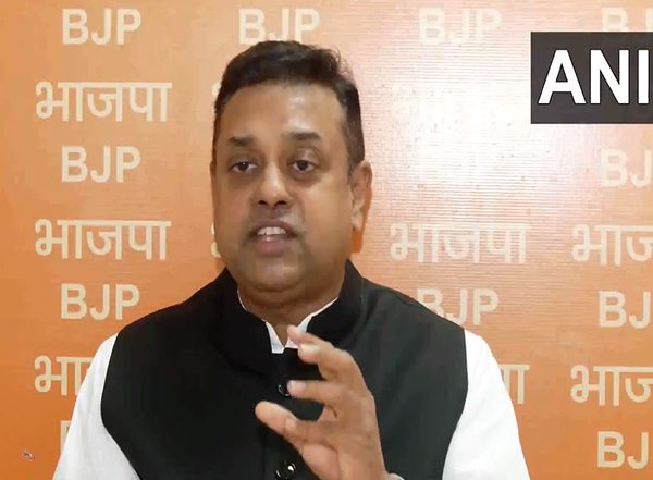 India News | Perfect Example of Keeping Constitution in Pockets After Tearing It: Sambit Patra's Huge Bombshell on Karnataka Govt over Housing Welfare Scheme