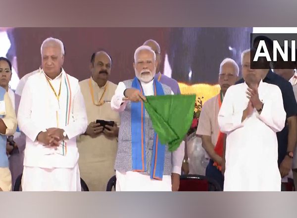 India News | Bihar: PM Modi Lays Foundation of Multiple Developmental Projects in Siwan