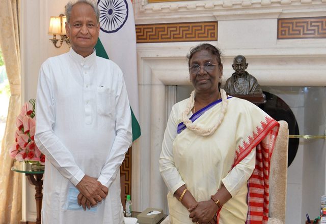 India News | Former Rajasthan CM Ashok Gehlot Extends Birthday Wishes to President Murmu