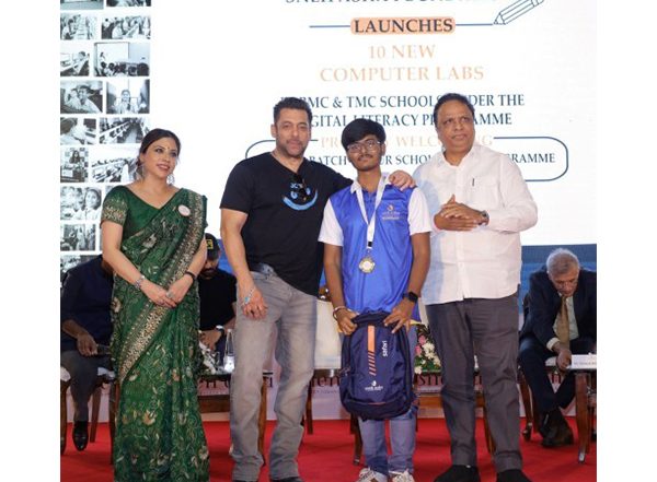 Business News | Sneh Asha Foundation Celebrates Launch of 10 New Computer Labs & Welcomes 3rd Batch of Scholarship Students in Grand Ceremony