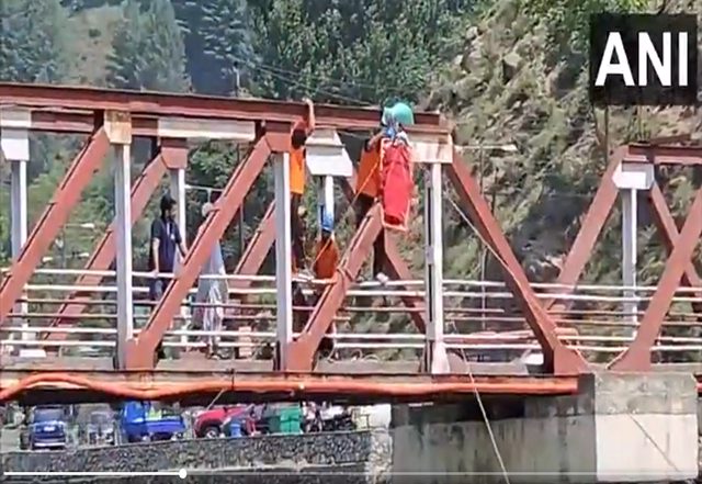 India News | J-K Conducts Flood Mock Drill in Pahalgam to Bolster Amarnath Yatra Preparedness