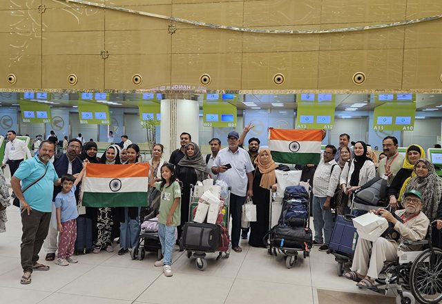 India News | Operation Sindhu: Two Evacuation Flights from Iran Region to Land in Delhi Tonight