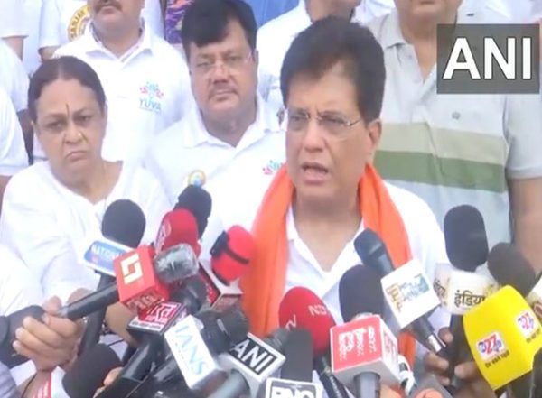India News | Union Minister Piyush Goyal Welcoms Safe Return of Indian Nationals Evacuated from Iran Under Op Sindhu