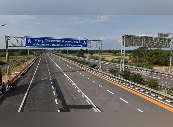 Business News | Transforming Uttar Pradesh: The Ganga Expressway and Gorakhpur Link Expressway