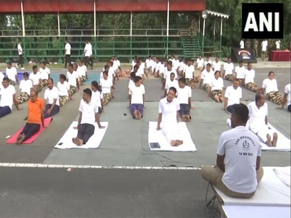 India News | West Bengal: BSF Personnel Celebrate International Yoga Day in Siliguri