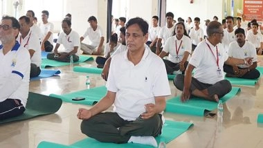 India News |  Bihar: Nityanand Rai Performs Yoga at Patna Sahib Tourist Information Centre