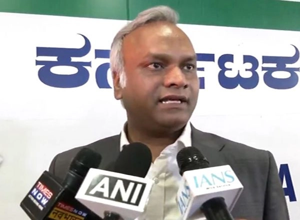 India News | Karnataka Minister Priyank Kharge Questions MEA's 'U Turn' After Being Granted Clearance for US Visit