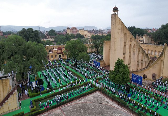 India News | National Institute of Ayurveda: Jantar Mantar Becomes Confluence of Yoga and Culture