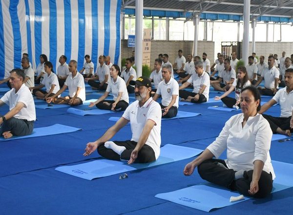 India News | International Day of Yoga Celebrated at Air Force Station in Delhi