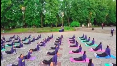 World News | Crew of Stealth Frigate 'Tamal' Celebrates International Yoga Day at Iconic Kant Cathedral in Russia