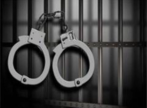 India News | Delhi Police Arrests 2 in Bisleri Bottle Racket