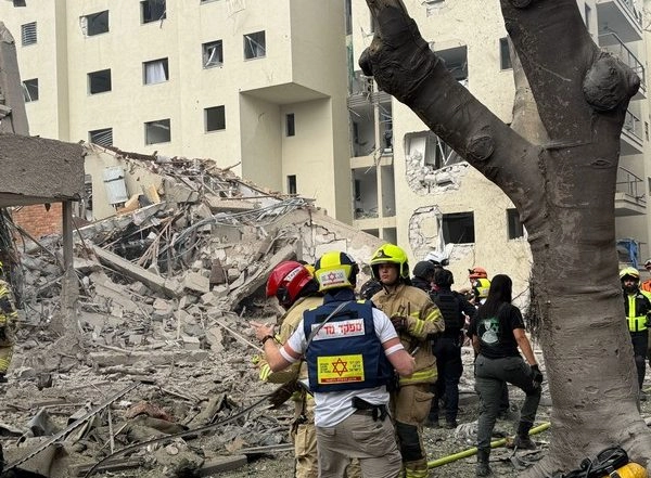 World News | Iranian Regime Targeted Our People with Ballistic Missiles: Israel Foreign Ministry