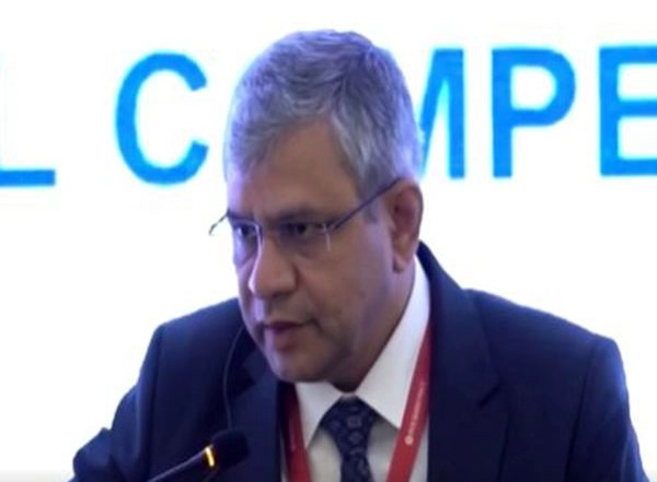 Business News | Russian Companies See India as Base for Setting Up IT Teams: Ashwini Vaishnaw