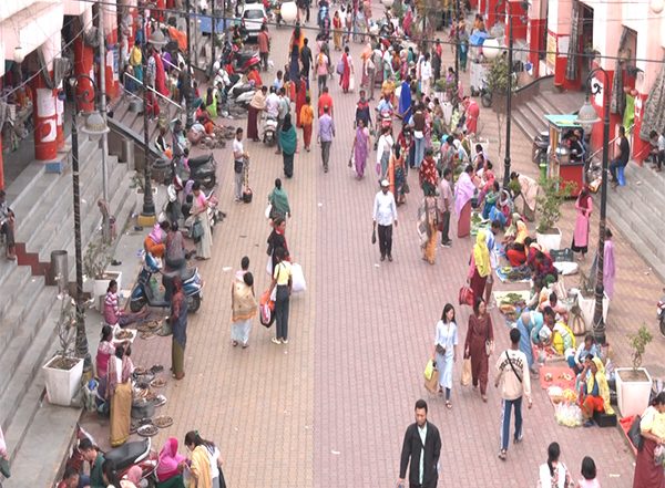 India News | Frequent Road Blockades Cripple Economy and Daily Life in Manipur