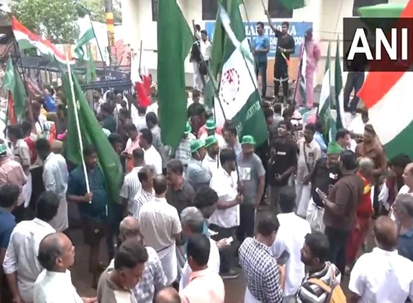 India News | UDF Candidate Aryadan Shoukath Leads in Nilambur By-election, Congress Confident of Victory