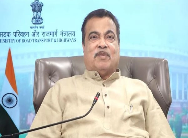 India News | Funds Not a Constraint, Only Speed of Execution is the Issue: Nitin Gadkari