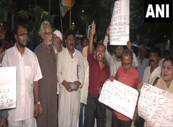 India News | Congress Protests in Kolkata over Death of 13-year-old Girl in Explosion
