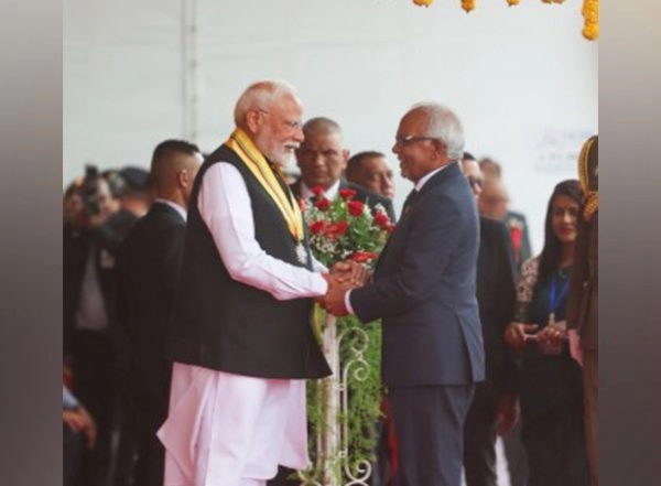 World News | PM Modi Speaks with Mauritius Counterpart; Leaders Affirm Commitment to Deepen Strategic Partnership