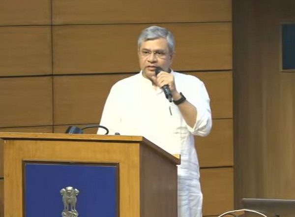 India News | Union Cabinet Adopts Resolution to Honour Sacrifices of Individuals Who Resisted Emergency, Observes Two-minute Silence Against Excesses