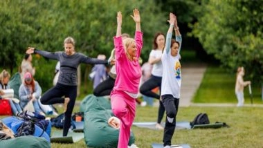 Business News | 7000 Muscovites and Tourists Took Part in International Yoga Day at VDNH