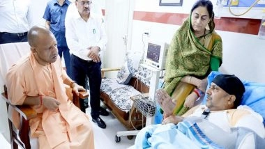 India News | UP: CM Yogi Adityanath Visits Injured MLA Fateh Bahadur Singh, Prays for His Speedy Recovery