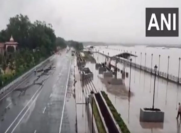 India News | Odisha: Several Parts of Sambalpur Experiences Heavy Rainfall