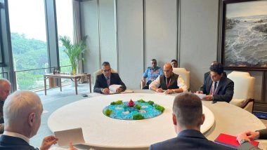 World News | China: Rajnath Singh Holds Talks with Russian Defence Minister in Qingdao