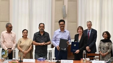India News | Delhi University Signs MoU with University of Leeds to Promote Research Collaboration and Student Exchange